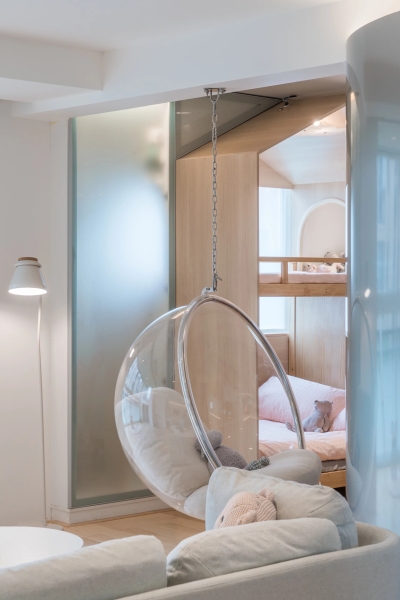 The Apartment in Shanghai That Swapped Bedrooms for Connection