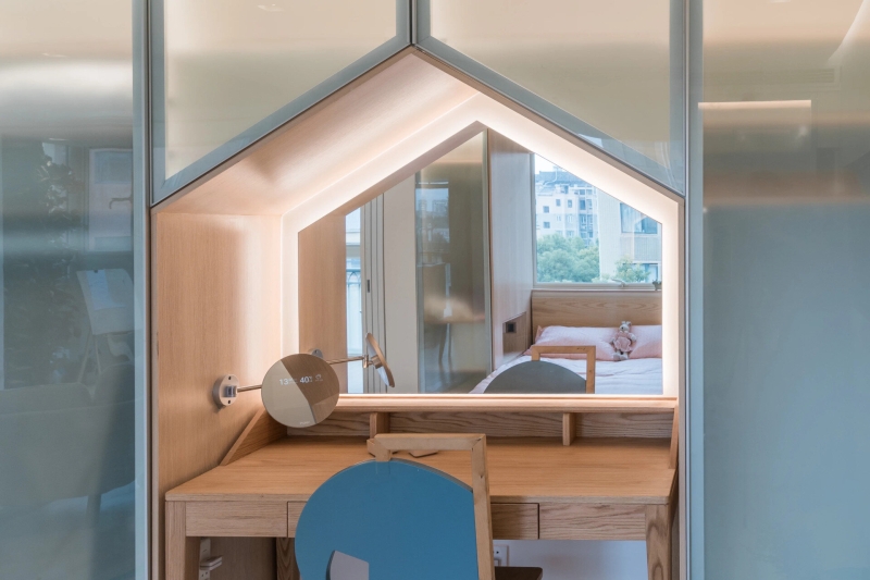 The Apartment in Shanghai That Swapped Bedrooms for Connection