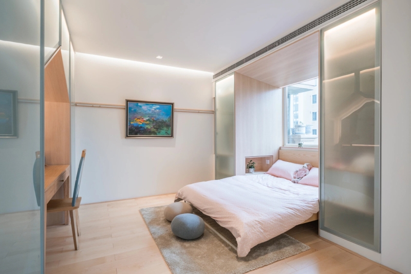 The Apartment in Shanghai That Swapped Bedrooms for Connection