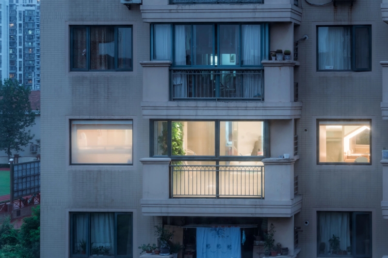 The Apartment in Shanghai That Swapped Bedrooms for Connection