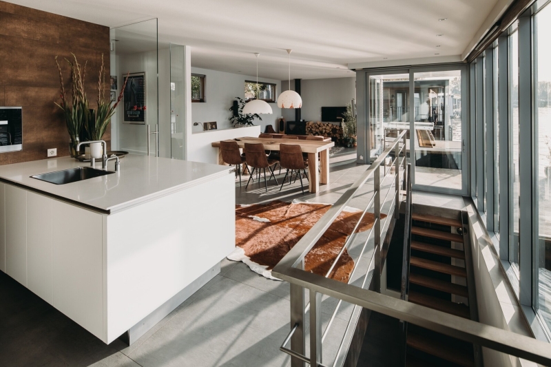 The Floating Villa Bringing Modern Calm to a Historic Dutch River