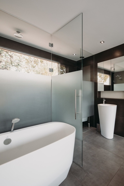 The Floating Villa Bringing Modern Calm to a Historic Dutch River