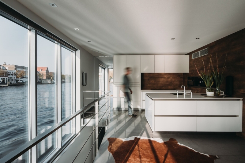 The Floating Villa Bringing Modern Calm to a Historic Dutch River