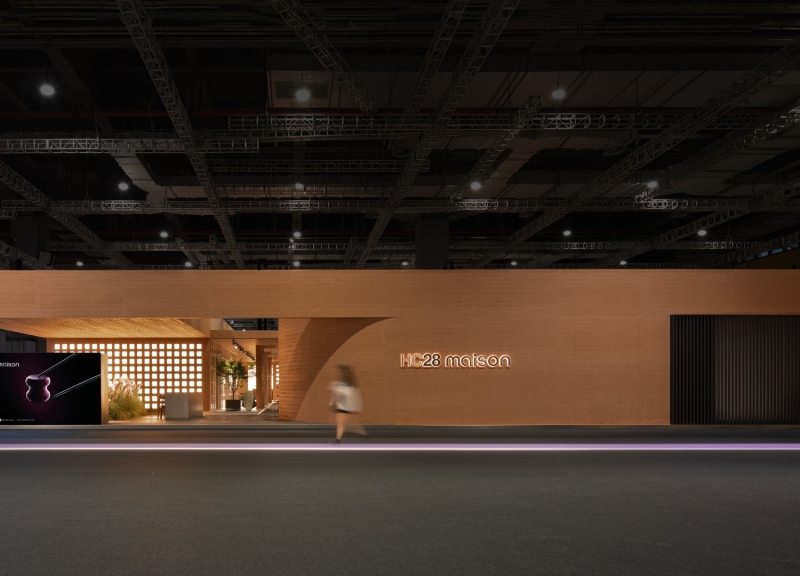 The Mirror of Emotion: the charm of Chinese furniture design