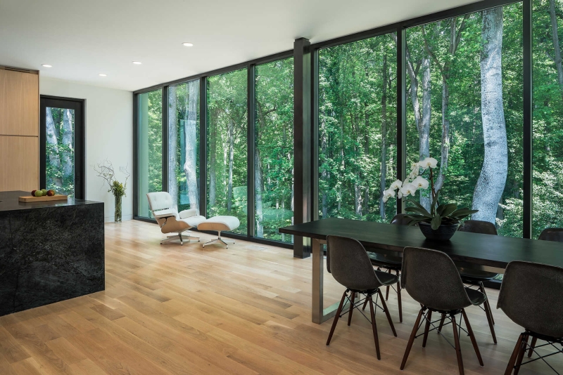 The Modern Family Home That Turns Nature Into Its Fourth Room