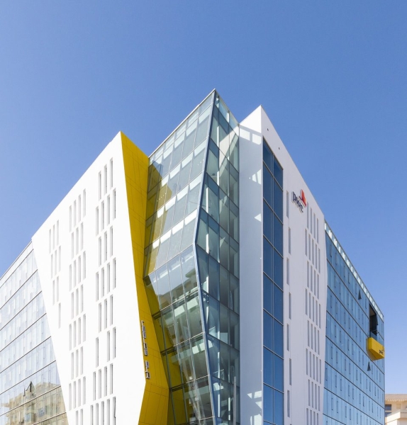 The Screen Office | ARK-architecture + AUDA