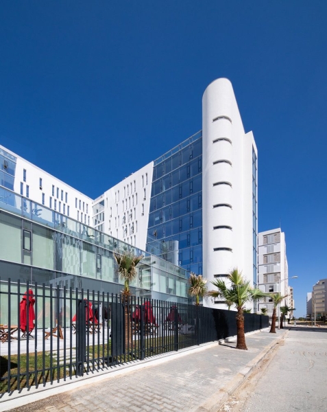 The Screen Office | ARK-architecture + AUDA