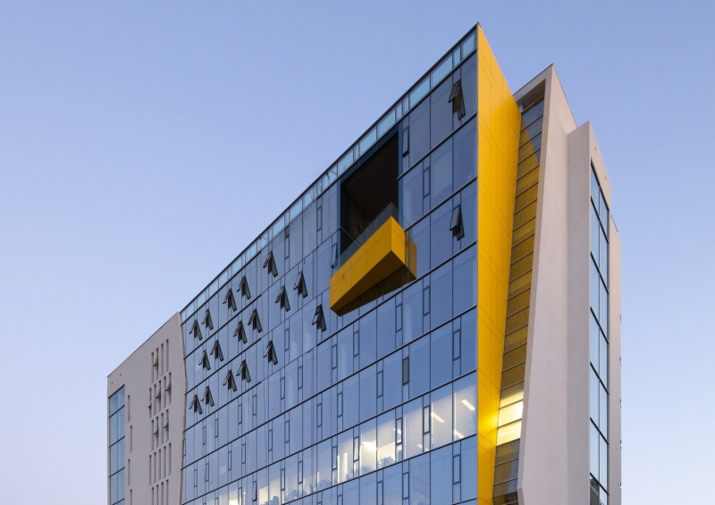 The Screen Office | ARK-architecture + AUDA