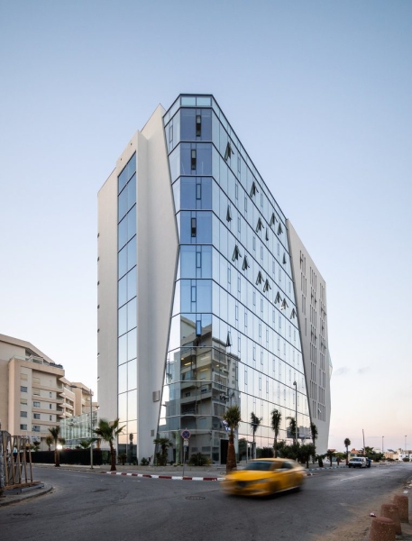 The Screen Office | ARK-architecture + AUDA