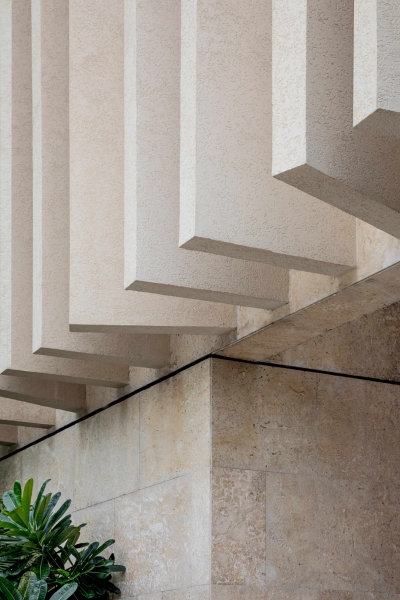 The Tropical Home Crafted Around Light Filled Spaces and Lush Outdoor Rooms