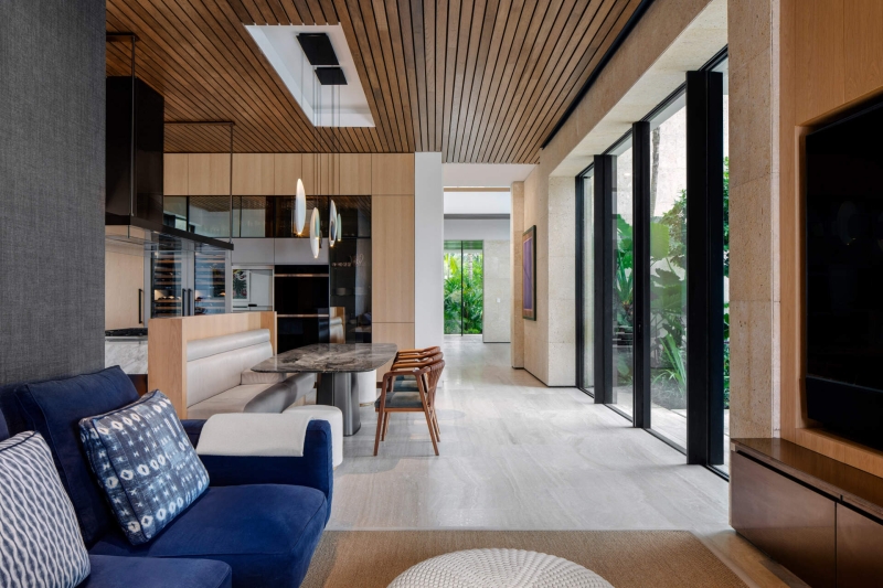 The Tropical Home Crafted Around Light Filled Spaces and Lush Outdoor Rooms