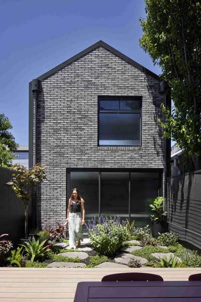 The Waterfall Skylight Kitchen That Transformed a Dark Cottage