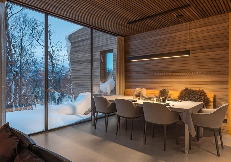 This Clever Norway Home Uses Separate Volumes to Create Privacy for a Family