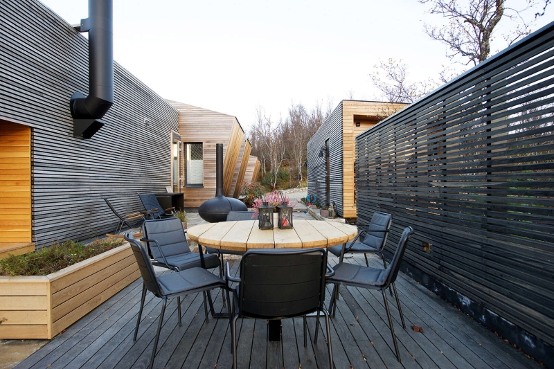 This Clever Norway Home Uses Separate Volumes to Create Privacy for a Family