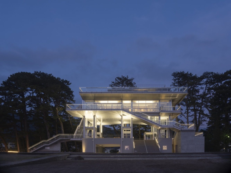 Tsunami Evacuation Complex: Terrasse Orange Toi | Imai Laboratory, IIS, U Tokyo + Nippon Koei Urban Space