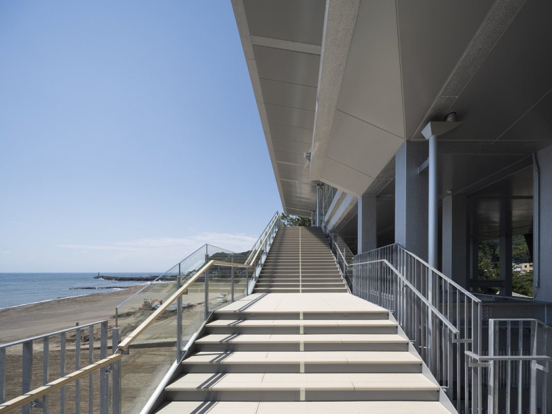 Tsunami Evacuation Complex: Terrasse Orange Toi | Imai Laboratory, IIS, U Tokyo + Nippon Koei Urban Space
