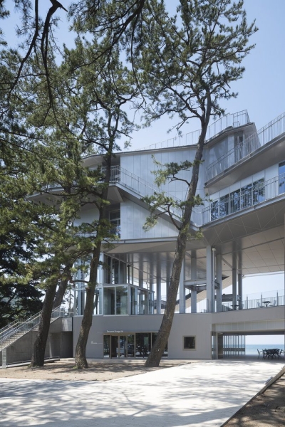 Tsunami Evacuation Complex: Terrasse Orange Toi | Imai Laboratory, IIS, U Tokyo + Nippon Koei Urban Space