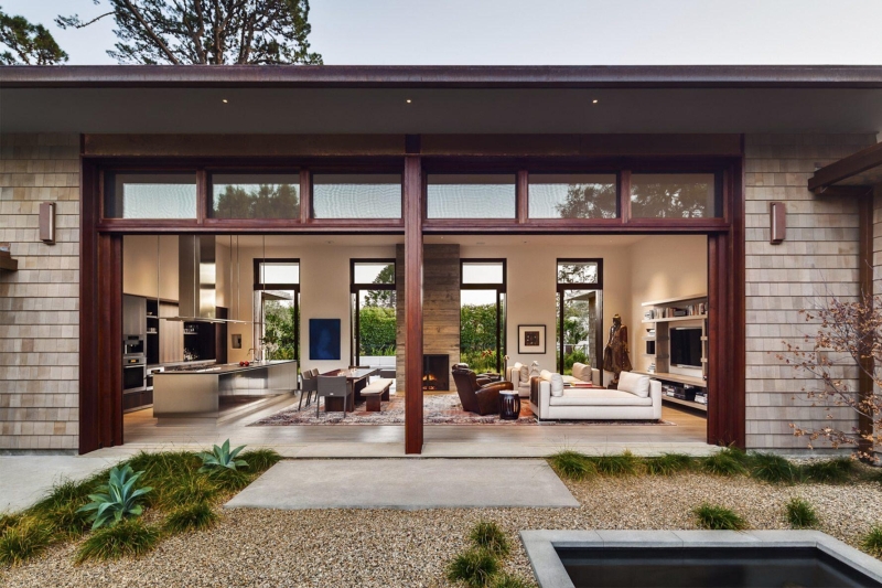 Zen Meets Mid-Century Cool in This Effortlessly Elegant Montecito Home