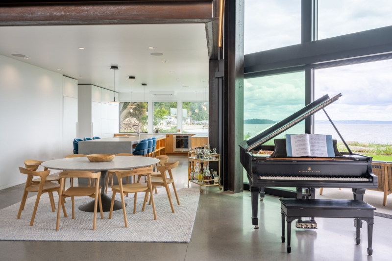 A Coastal House Built to Withstand Land, Sea, and Time