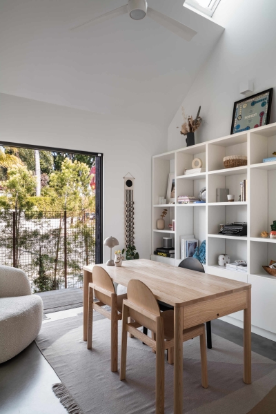 A Dark Exterior and Multi-Purpose ADU Shape This Modern Family Home