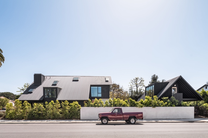 A Dark Exterior and Multi-Purpose ADU Shape This Modern Family Home