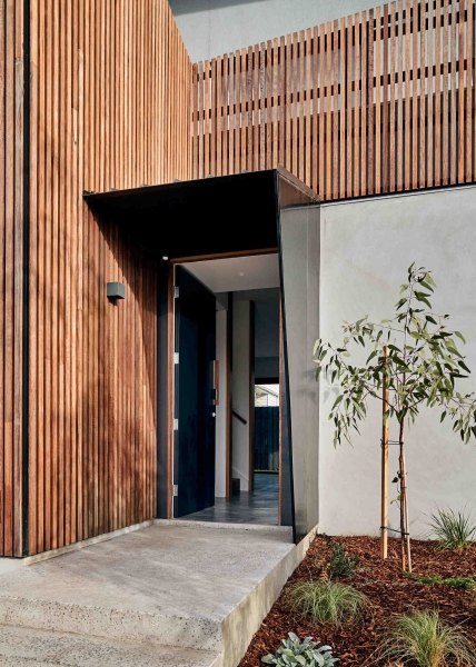A Family Home Softens Its Modern Design With Timber
