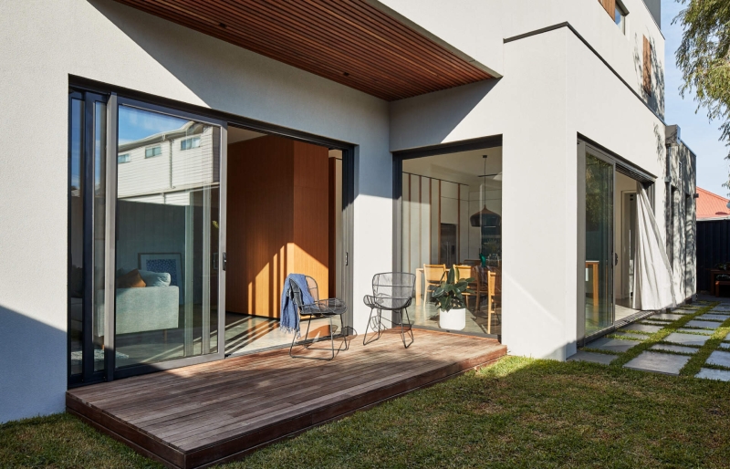 A Family Home Softens Its Modern Design With Timber