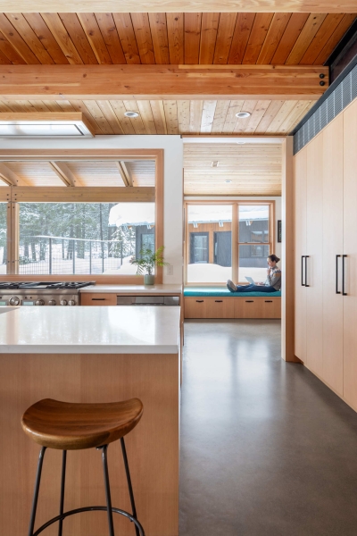 A Home That Blends Lodge Warmth With Japanese Precision