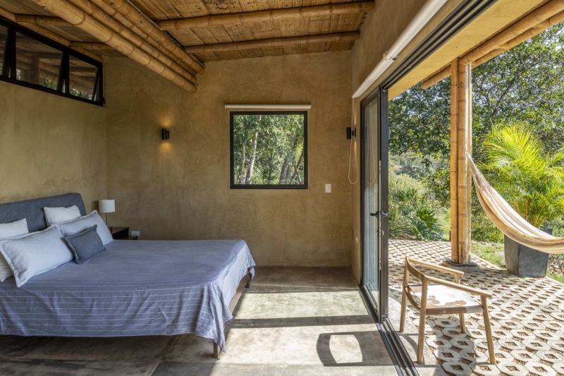 A Small Colombian House That Transforms Rural Building Traditions