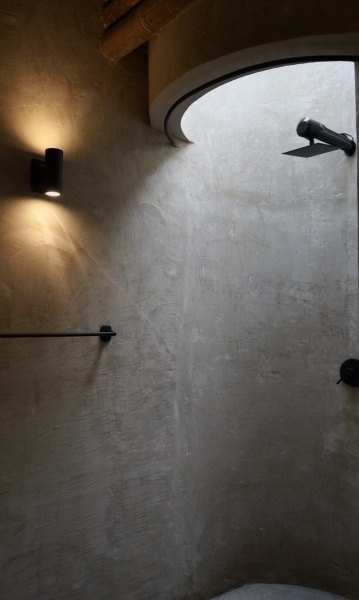 A Small Colombian House That Transforms Rural Building Traditions