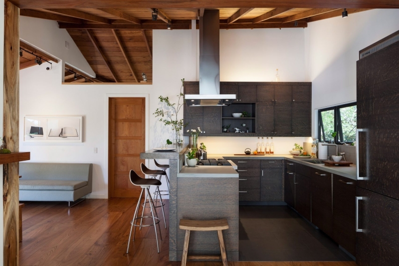 A Small Cottage With a Big Personality Gets a Two-Storey Contemporary Addition