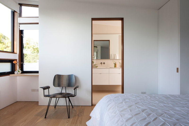 A Small Cottage With a Big Personality Gets a Two-Storey Contemporary Addition