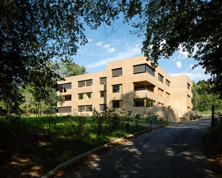 Apartment Building in the Countryside | meier + associ&eacute;s architectes