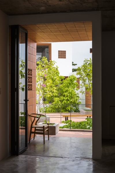 Apartment in Binh Thanh | Sanuki Daisuke architects