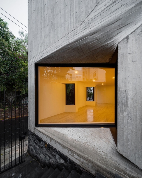 DL1310 Building | Young & Ayata + Michan Architecture