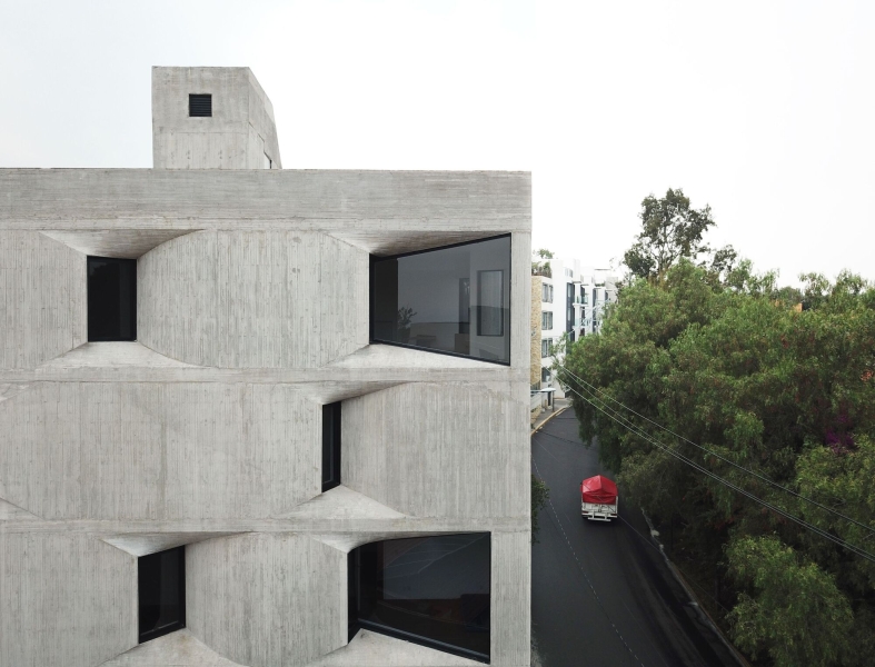 DL1310 Building | Young & Ayata + Michan Architecture