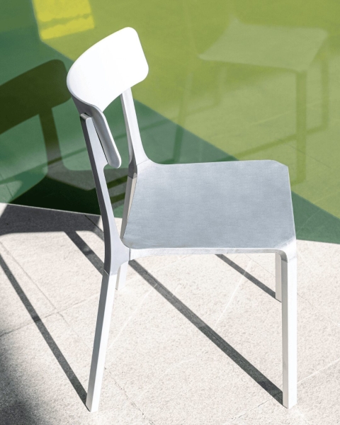 Fluid indoor-outdoor design: infiniti’s versatile approach to products