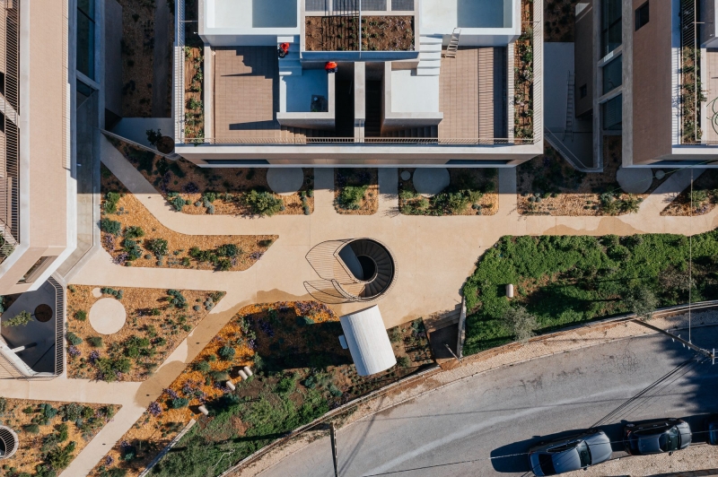 Four Buildings in Avenida Brasil | Aurora Arquitectos + Furo