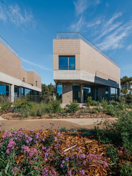 Four Buildings in Avenida Brasil | Aurora Arquitectos + Furo