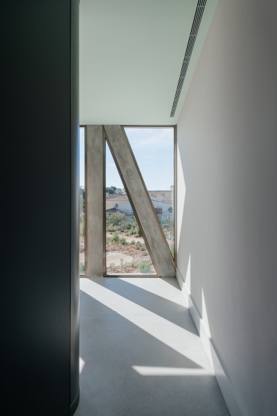 Four Buildings in Avenida Brasil | Aurora Arquitectos + Furo