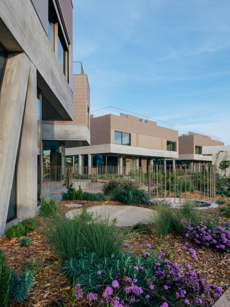 Four Buildings in Avenida Brasil | Aurora Arquitectos + Furo