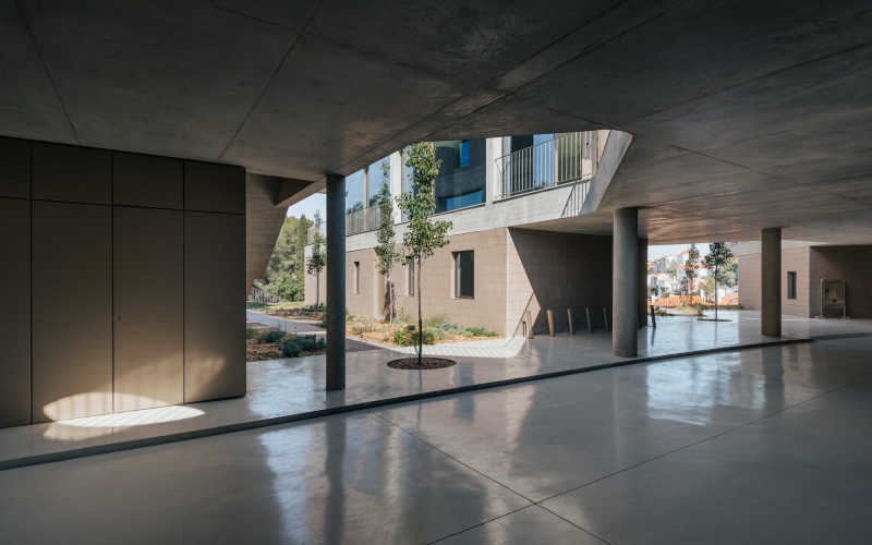 Four Buildings in Avenida Brasil | Aurora Arquitectos + Furo