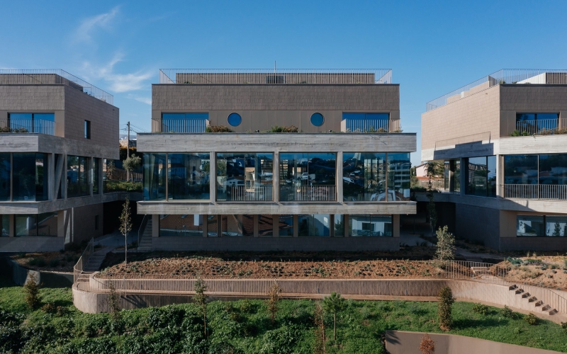 Four Buildings in Avenida Brasil | Aurora Arquitectos + Furo