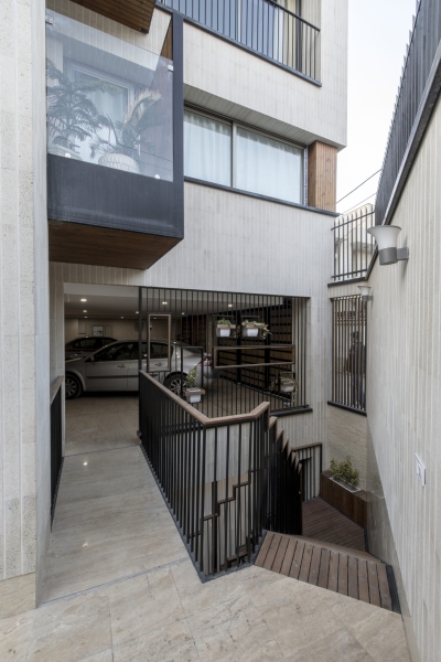 House No.3 | Roza Atarod + Hesam Andalib + Mohammad Kazerani