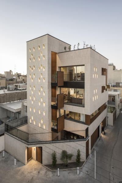 House No.3 | Roza Atarod + Hesam Andalib + Mohammad Kazerani