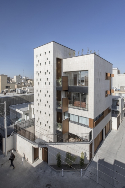 House No.3 | Roza Atarod + Hesam Andalib + Mohammad Kazerani