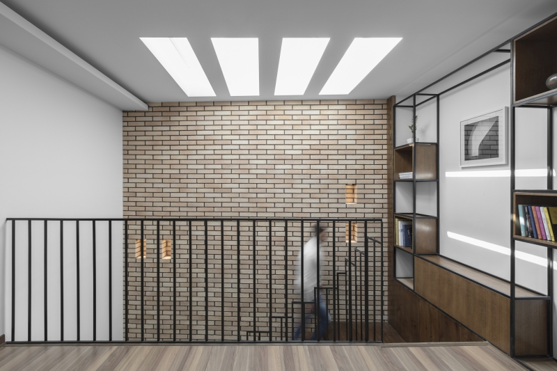 House No.3 | Roza Atarod + Hesam Andalib + Mohammad Kazerani