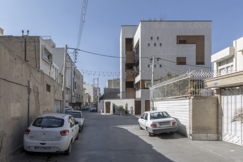 House No.3 | Roza Atarod + Hesam Andalib + Mohammad Kazerani