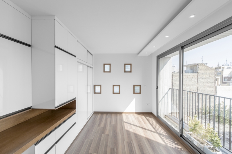 House No.3 | Roza Atarod + Hesam Andalib + Mohammad Kazerani