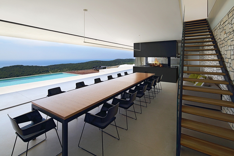 How Architects Built a Modern Family Home Into a Steep Island Hillside